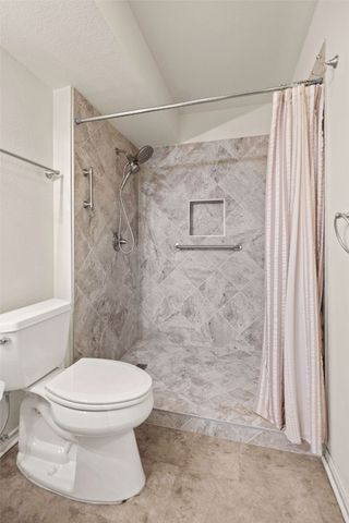 1120 Forest Creek Street, Benbrook, TX 76126