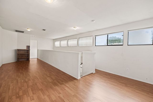 1120 Forest Creek Street, Benbrook, TX 76126