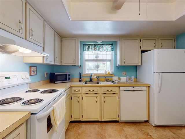 2410 ALBURY AVENUE, Deltona, FL 32738