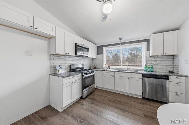 3155 Parker Road, St Louis, MO 63033