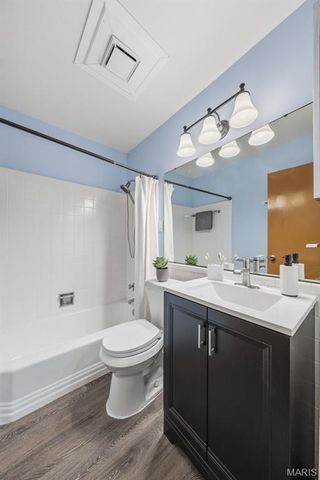 3155 Parker Road, St Louis, MO 63033