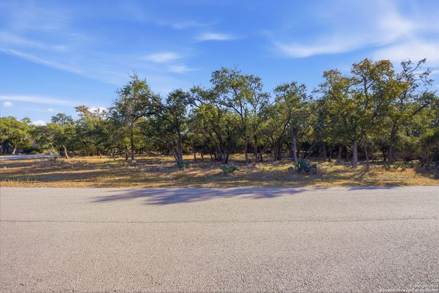 564 Saxet, Spring Branch, TX 78070