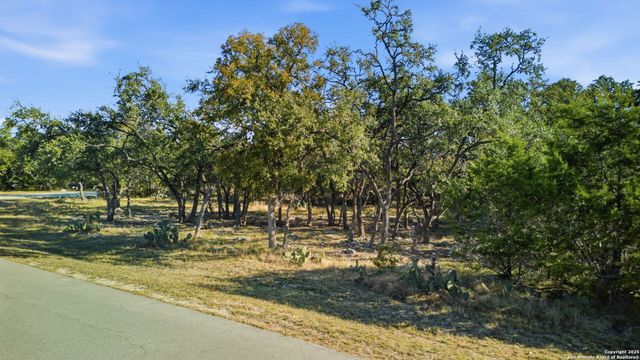 564 Saxet, Spring Branch, TX 78070