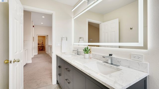5197 Rose Way, Union City, CA 94587