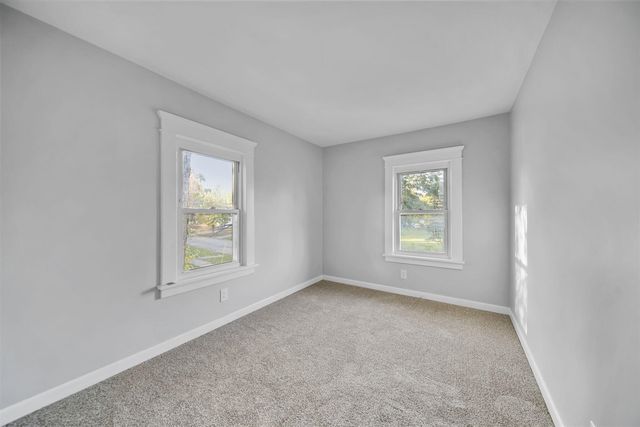 521 Oakhill Avenue, Jackson, MI 49201