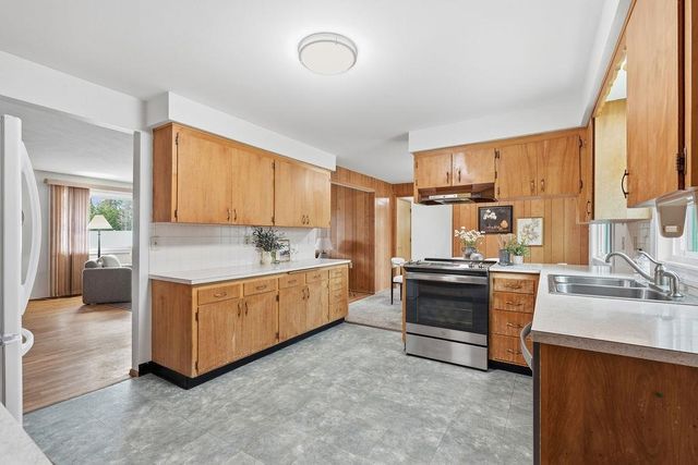 7106 N Valerie St, Spokane, WA 99205