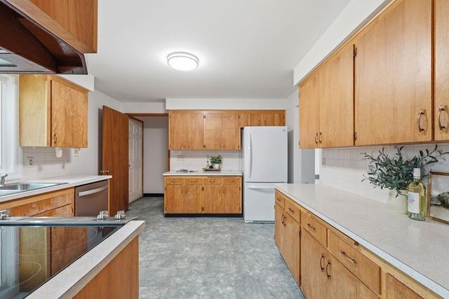 7106 N Valerie St, Spokane, WA 99205