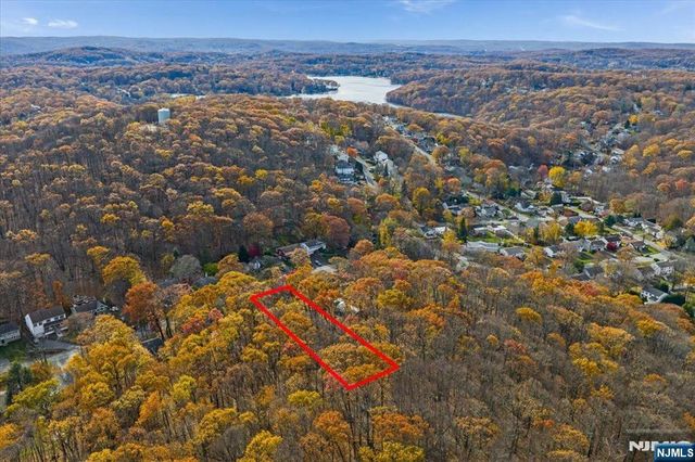 183 Valley View Drive, Rockaway Township, NJ 07866