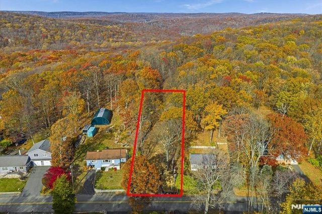 183 Valley View Drive, Rockaway Township, NJ 07866