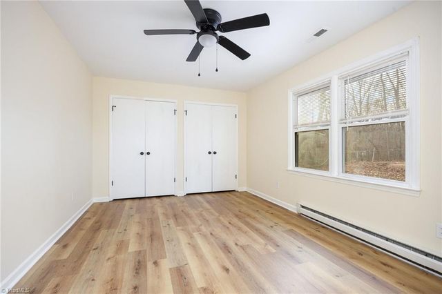 5904 Sprucepine Drive, Winston-salem, NC 27105