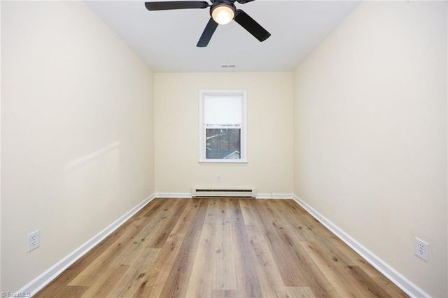 5904 Sprucepine Drive, Winston-salem, NC 27105