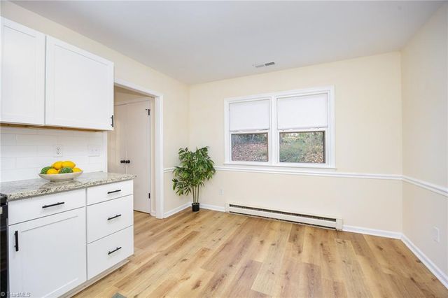 5904 Sprucepine Drive, Winston-salem, NC 27105