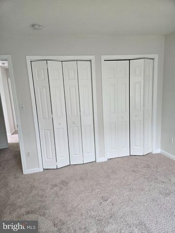 15 PEMBERTON ST, Pemberton, NJ 08068