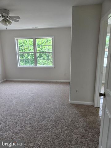 15 PEMBERTON ST, Pemberton, NJ 08068