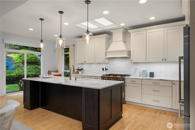8122 104th Street Ct SW, Lakewood, WA 98498