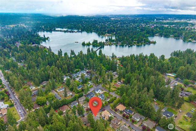 8122 104th Street Ct SW, Lakewood, WA 98498