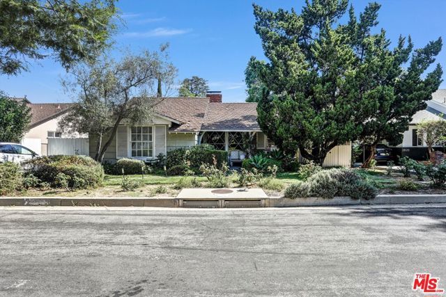 3830 Vineland Avenue, Studio City (los Angeles), CA 91604