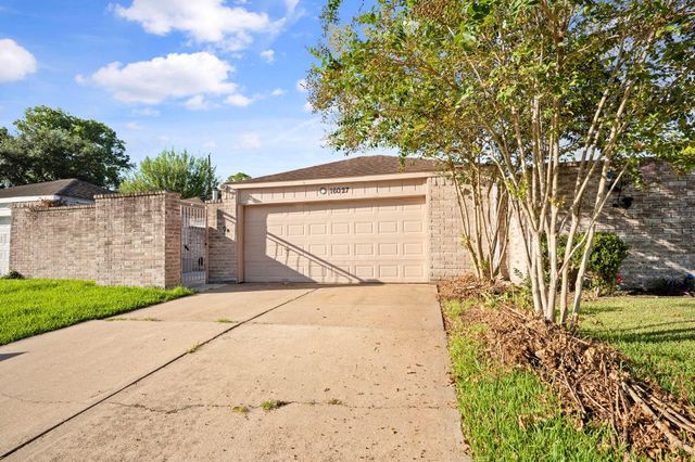 16027 Brimfield Drive, Houston, TX 77082