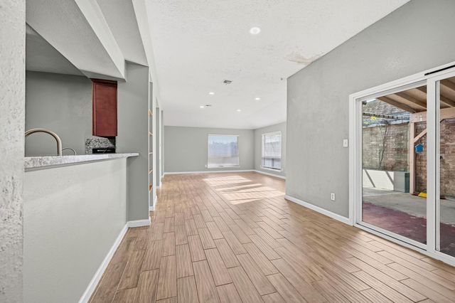 16027 Brimfield Drive, Houston, TX 77082