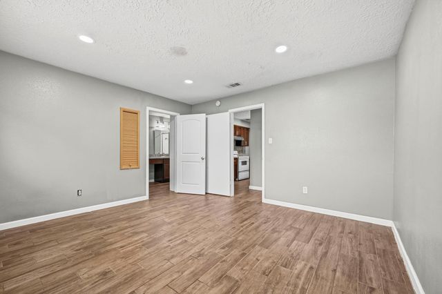 16027 Brimfield Drive, Houston, TX 77082