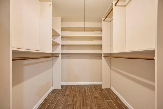 16027 Brimfield Drive, Houston, TX 77082