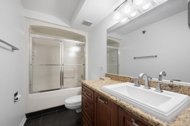 100 Lake Shore Drive 204, Michigan City, IN 46360