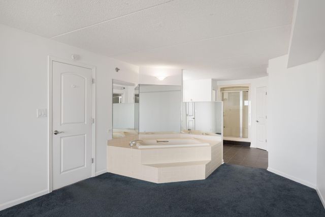 100 Lake Shore Drive 204, Michigan City, IN 46360