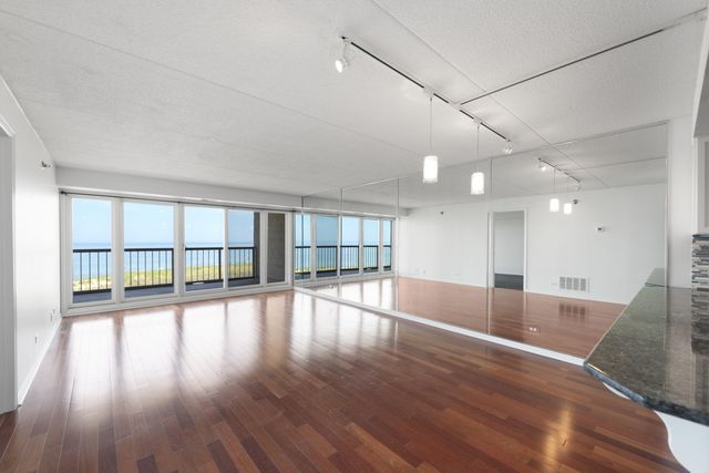 100 Lake Shore Drive 204, Michigan City, IN 46360