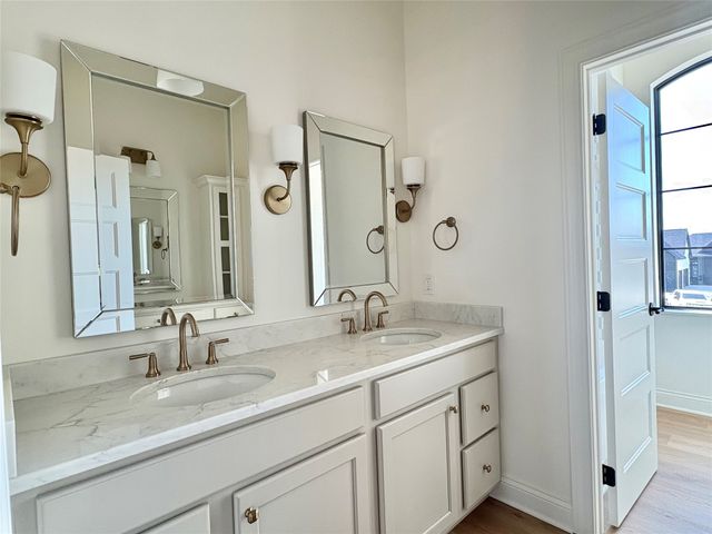313 Emmett Court, Norwalk, IA 50211