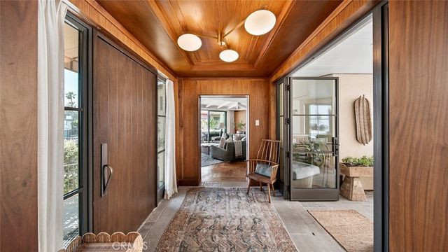 27 Emerald Bay, Laguna Beach, CA 92651