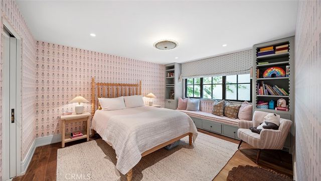 27 Emerald Bay, Laguna Beach, CA 92651