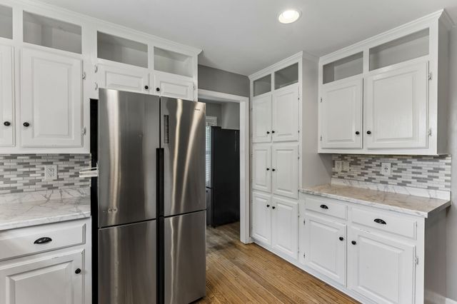 240 Crestview Dr, Lewisburg, TN 37091