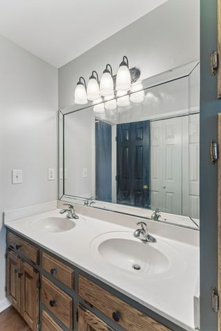 240 Crestview Dr, Lewisburg, TN 37091