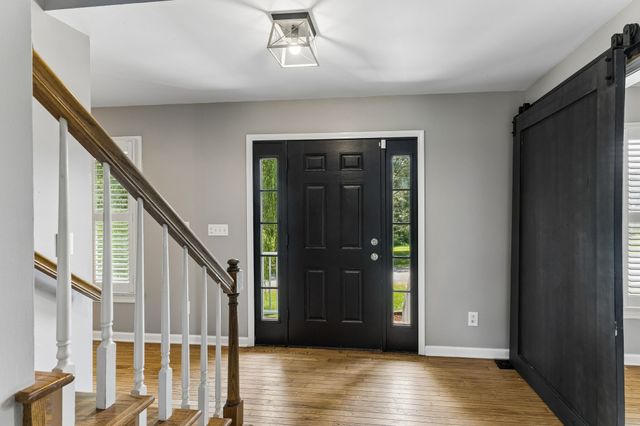 240 Crestview Dr, Lewisburg, TN 37091