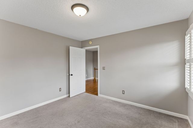 240 Crestview Dr, Lewisburg, TN 37091