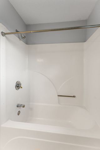 240 Crestview Dr, Lewisburg, TN 37091