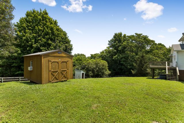 240 Crestview Dr, Lewisburg, TN 37091