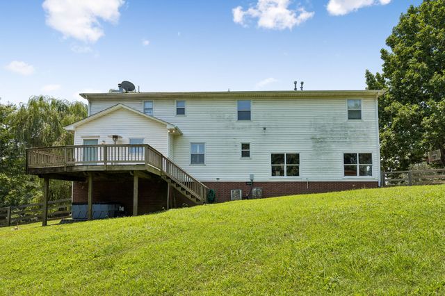 240 Crestview Dr, Lewisburg, TN 37091