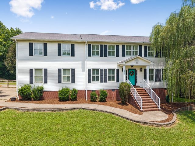 240 Crestview Dr, Lewisburg, TN 37091