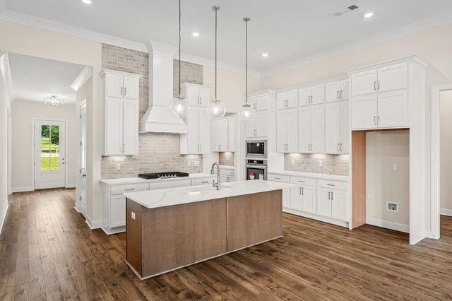 1034 Tributary Boulevard, Hollywood, SC 29449