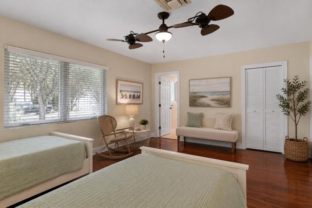 3240 Lakeview Drive, Pompano Beach, FL 33062