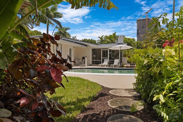 3240 Lakeview Drive, Pompano Beach, FL 33062