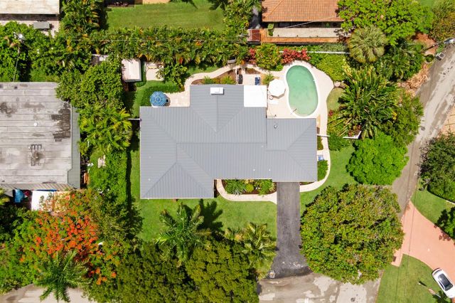 3240 Lakeview Drive, Pompano Beach, FL 33062