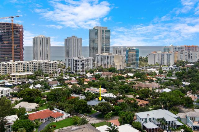 3240 Lakeview Drive, Pompano Beach, FL 33062