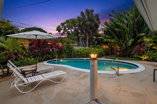 3240 Lakeview Drive, Pompano Beach, FL 33062