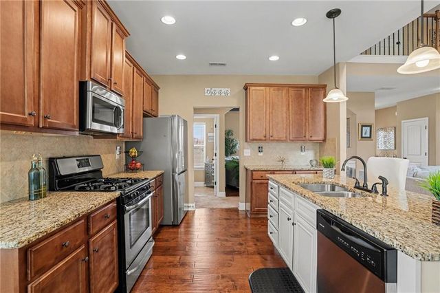 197 Tapestry Drive, Mcdonough, GA 30252