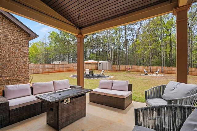 197 Tapestry Drive, Mcdonough, GA 30252