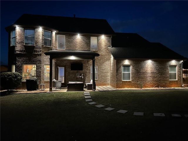 197 Tapestry Drive, Mcdonough, GA 30252