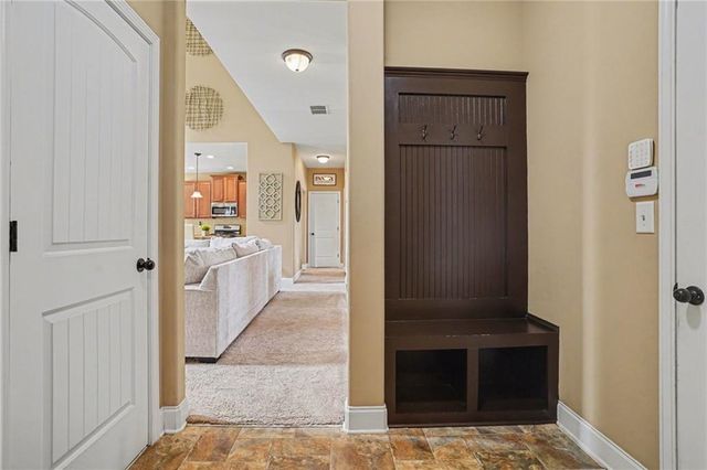 197 Tapestry Drive, Mcdonough, GA 30252