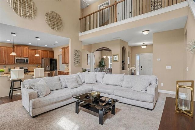 197 Tapestry Drive, Mcdonough, GA 30252